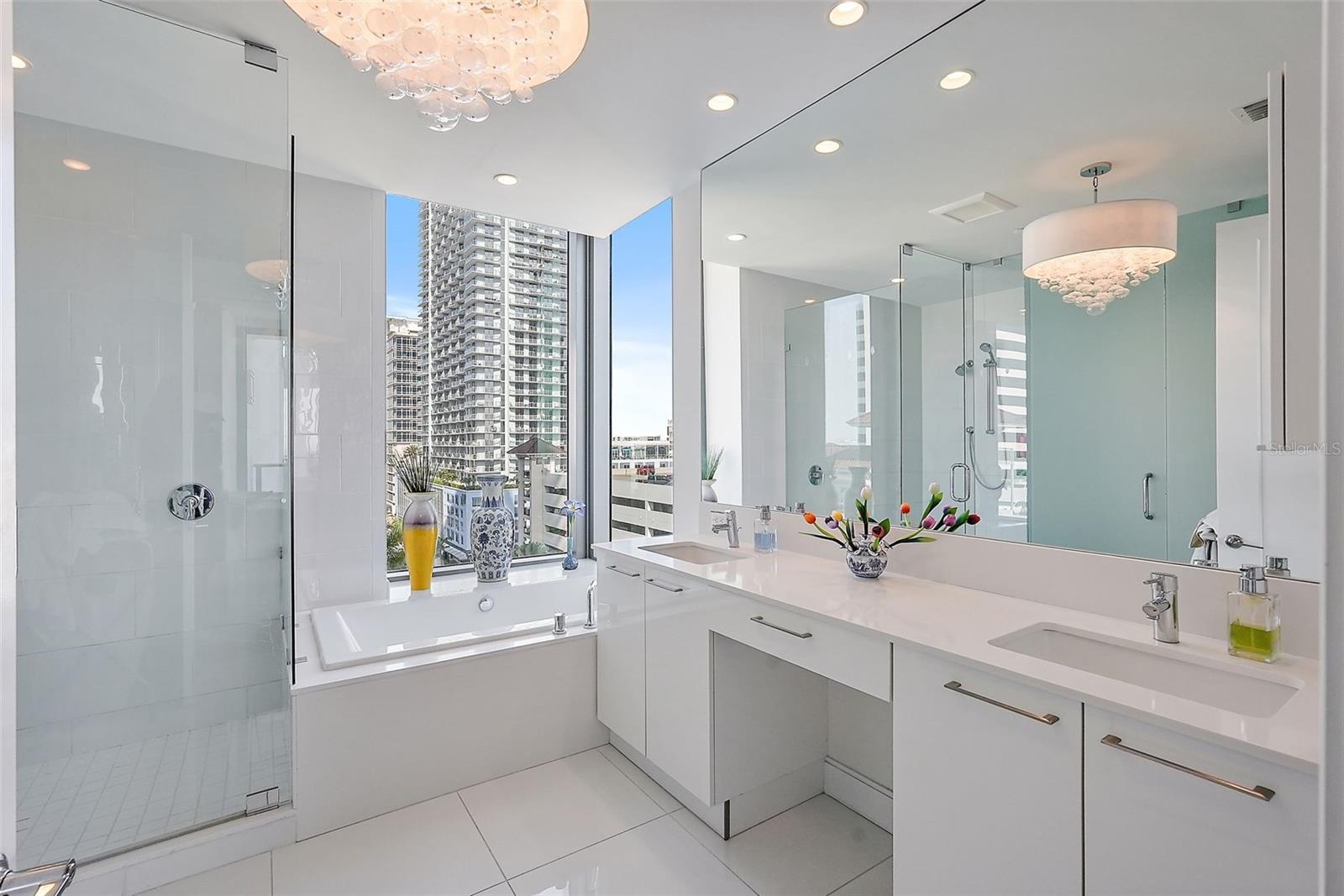 ONE ST. PETERSBURG - Residential