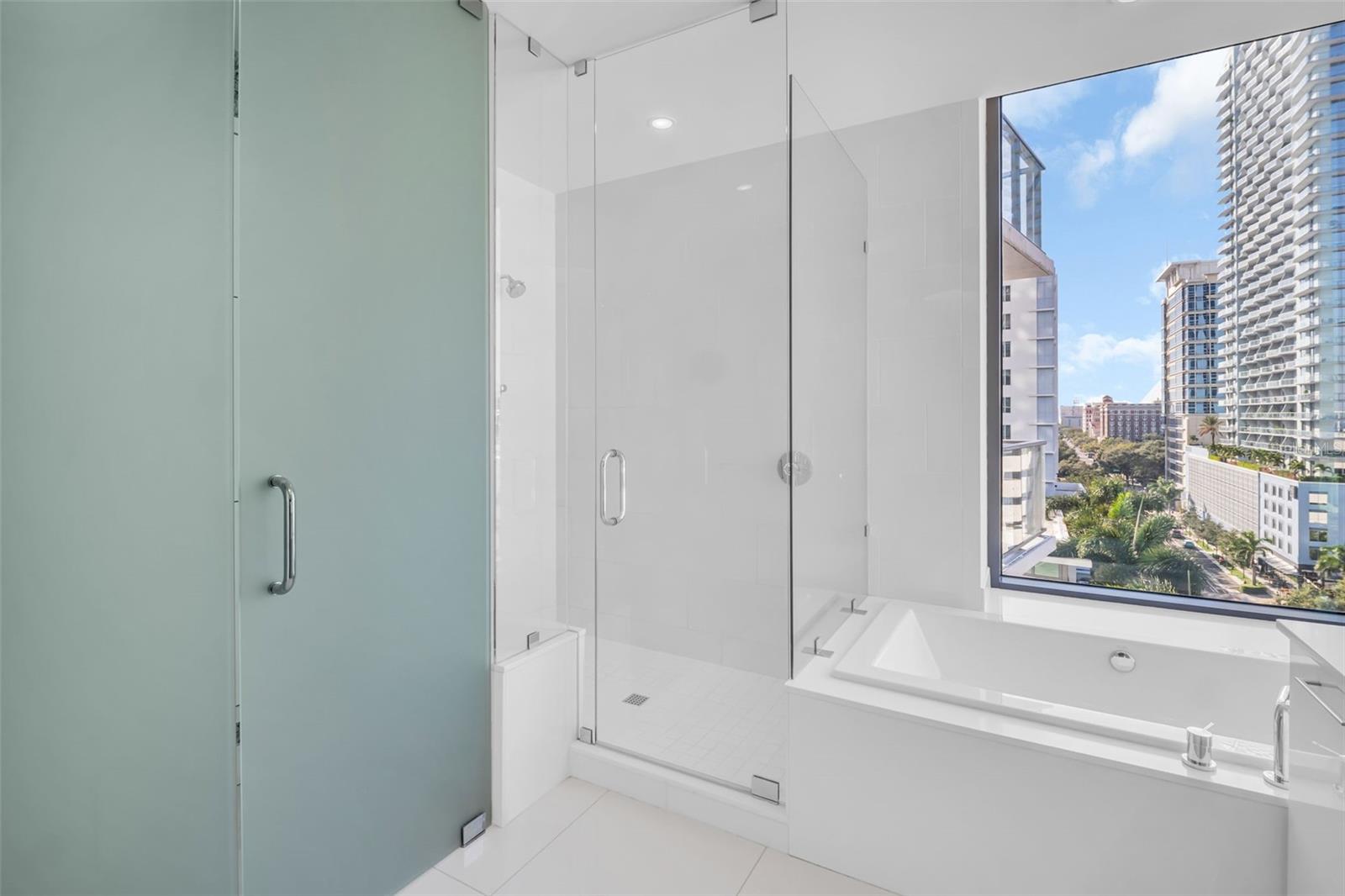 ONE ST. PETERSBURG - Residential