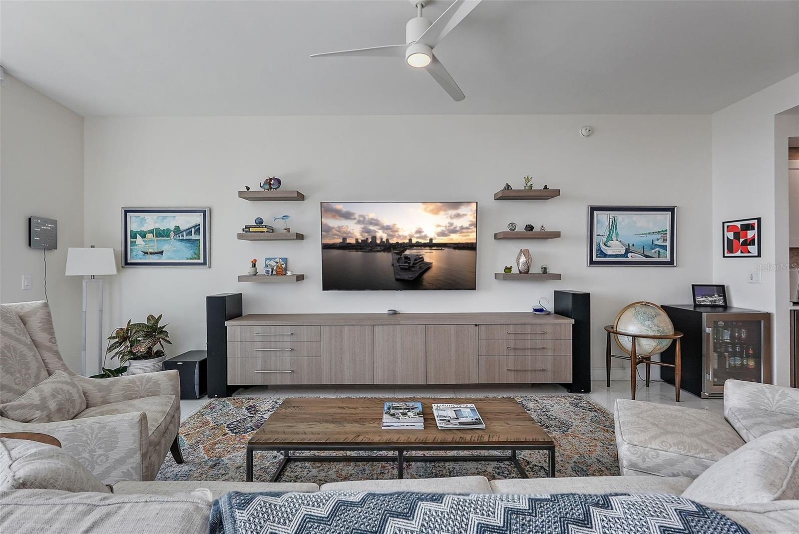 ONE ST. PETERSBURG - Residential