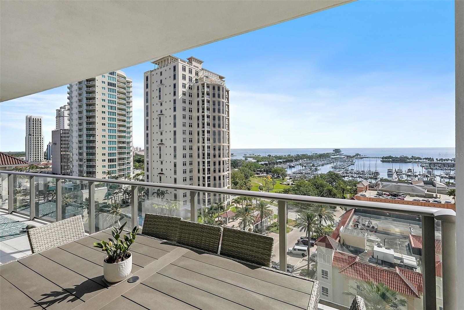 ONE ST. PETERSBURG - Residential