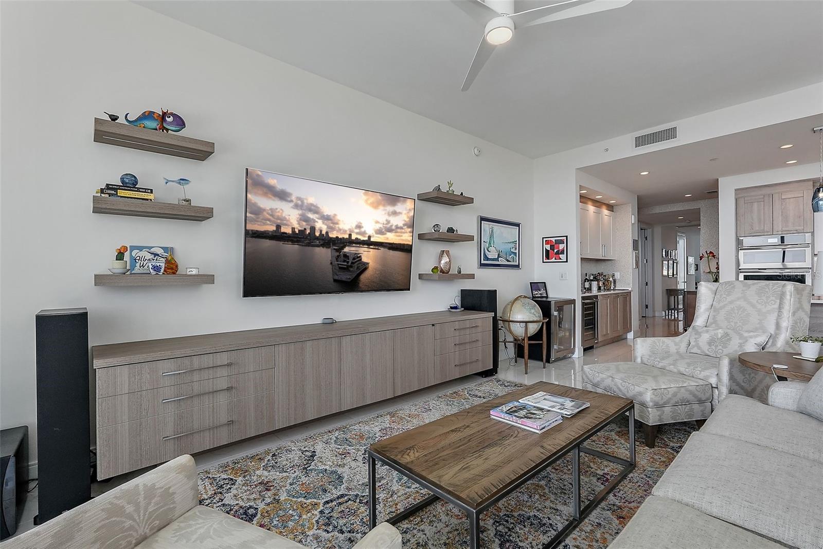 ONE ST. PETERSBURG - Residential