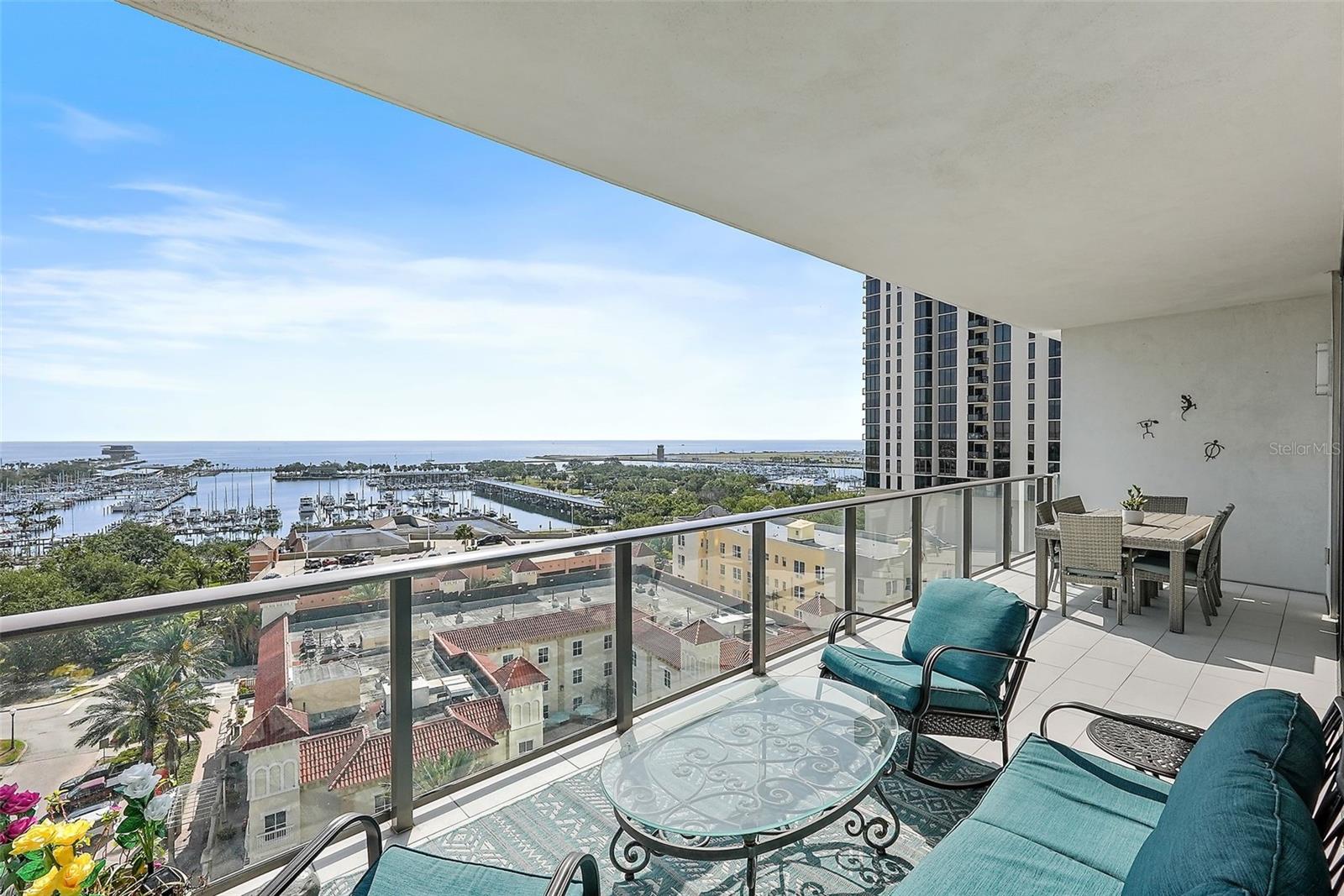 ONE ST. PETERSBURG - Residential