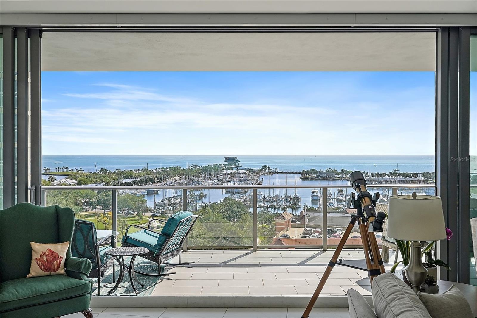 ONE ST. PETERSBURG - Residential