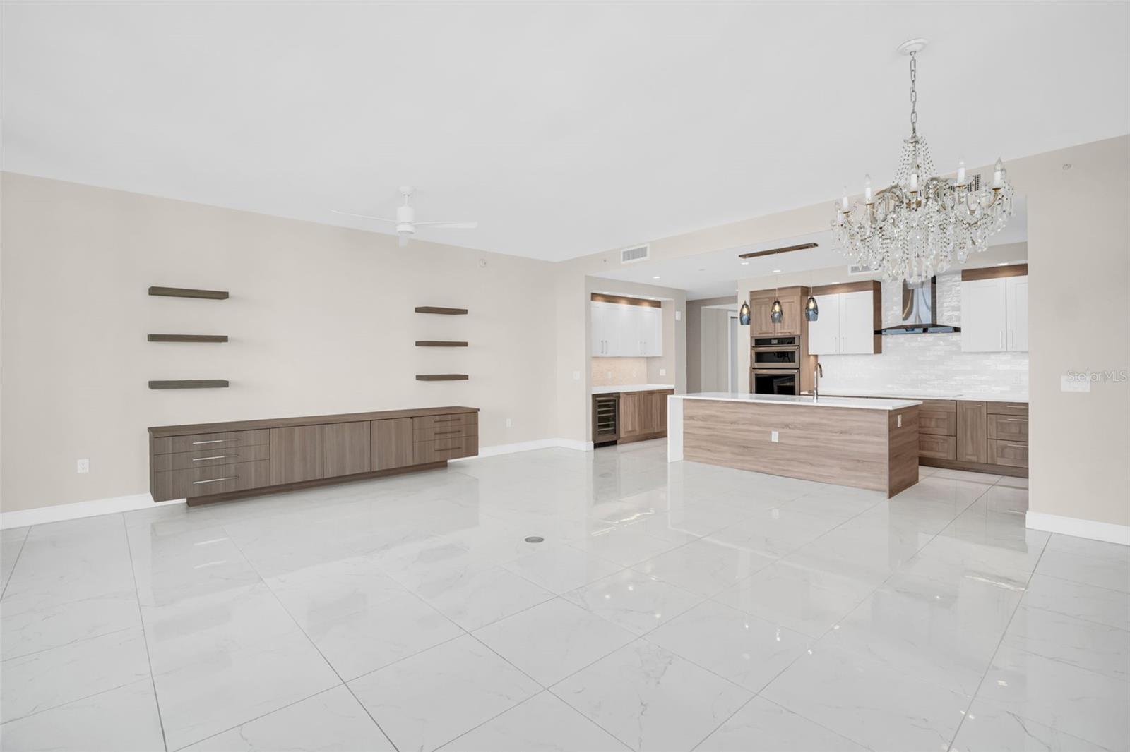 ONE ST. PETERSBURG - Residential