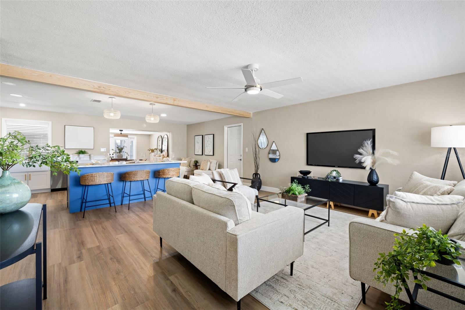 COLLEGE PARK - Residential Lease