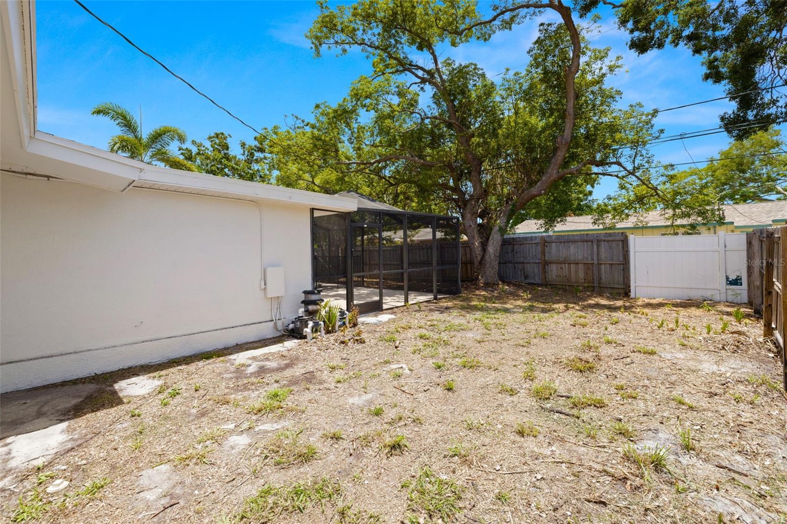 COLLEGE PARK - Residential Lease