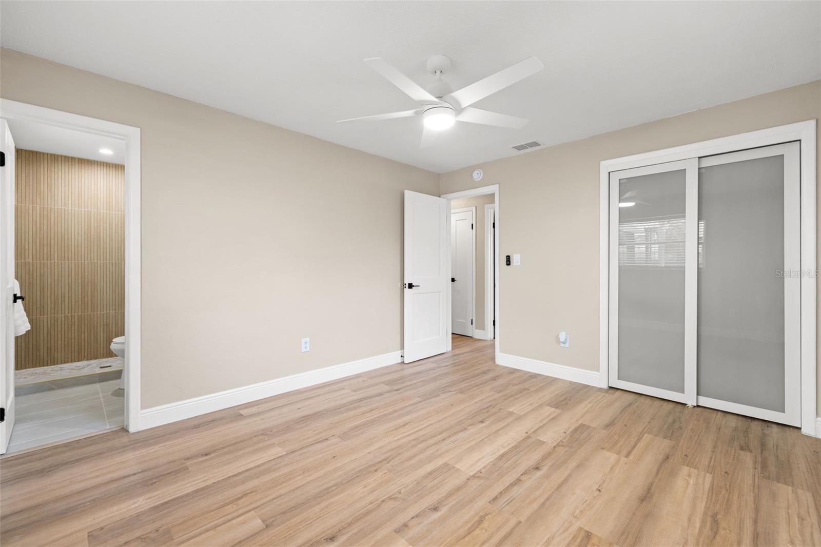 COLLEGE PARK - Residential Lease