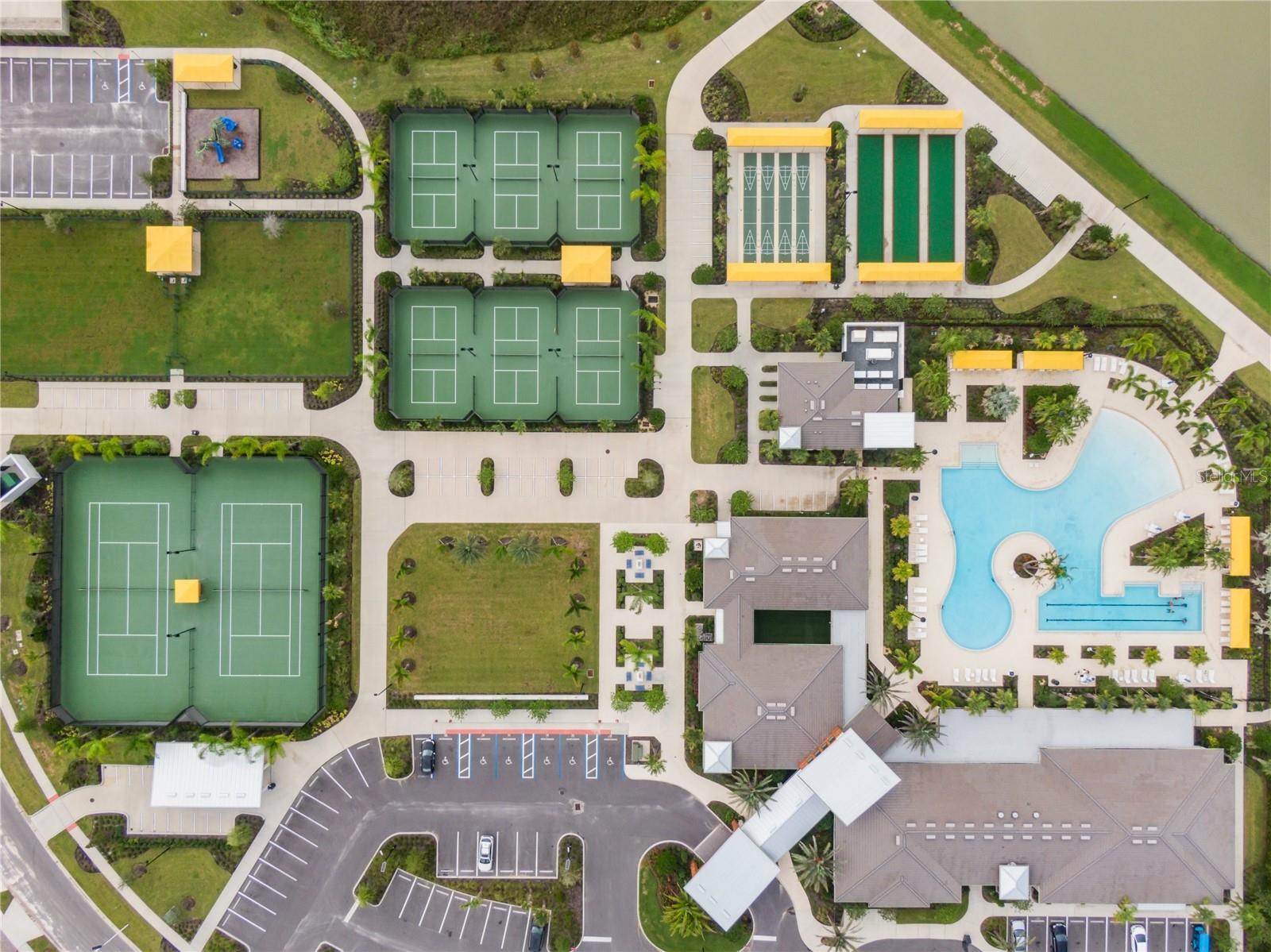 MIRADA ACTIVE ADULT - Residential