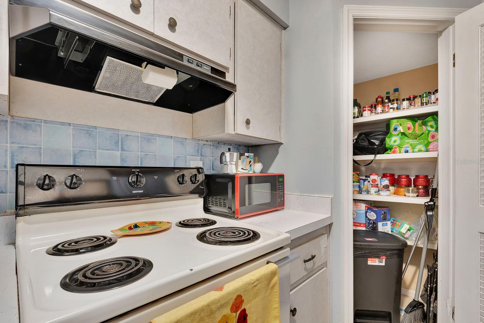 CENTRAL CORTEZ PLAZA - Residential