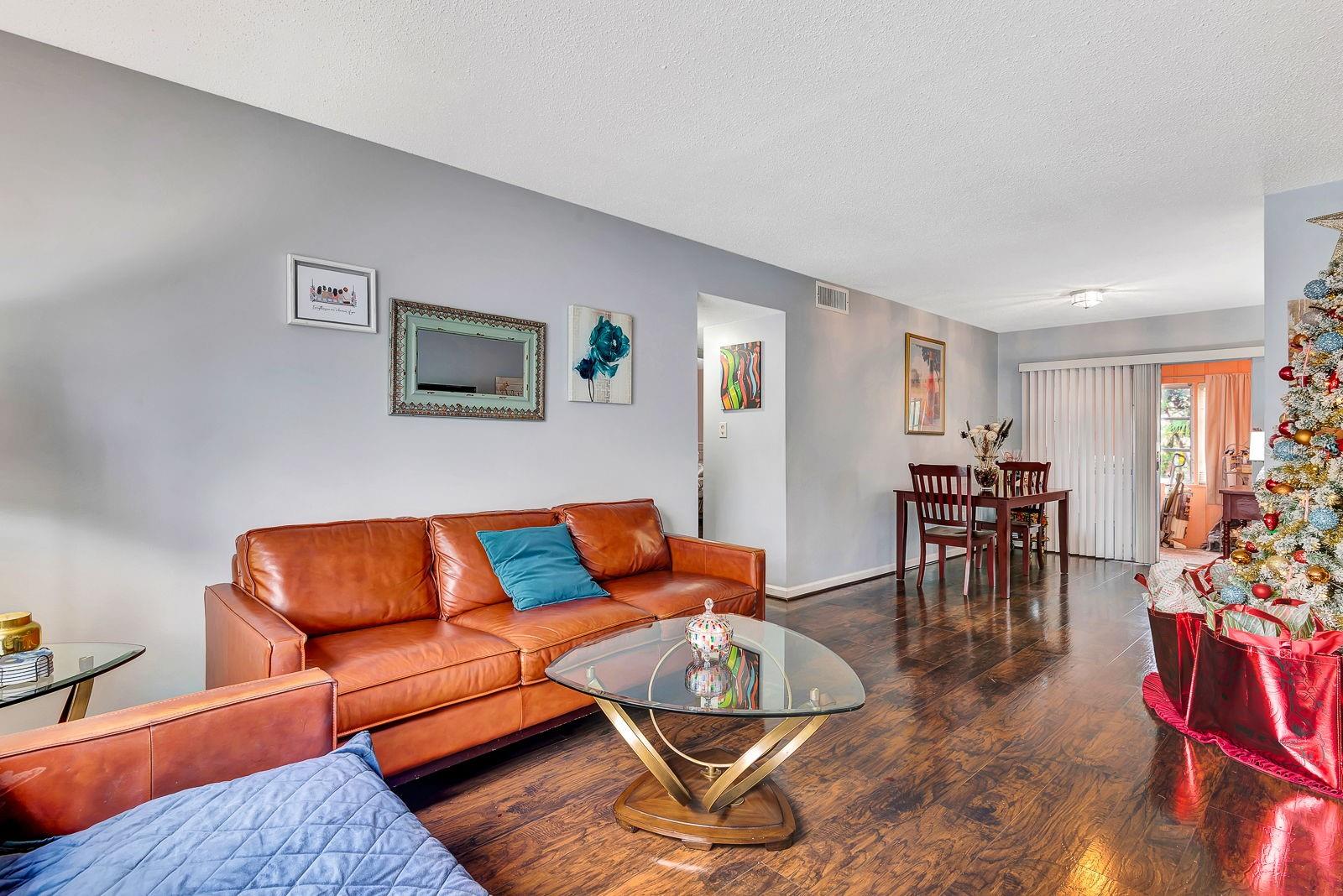 CENTRAL CORTEZ PLAZA - Residential