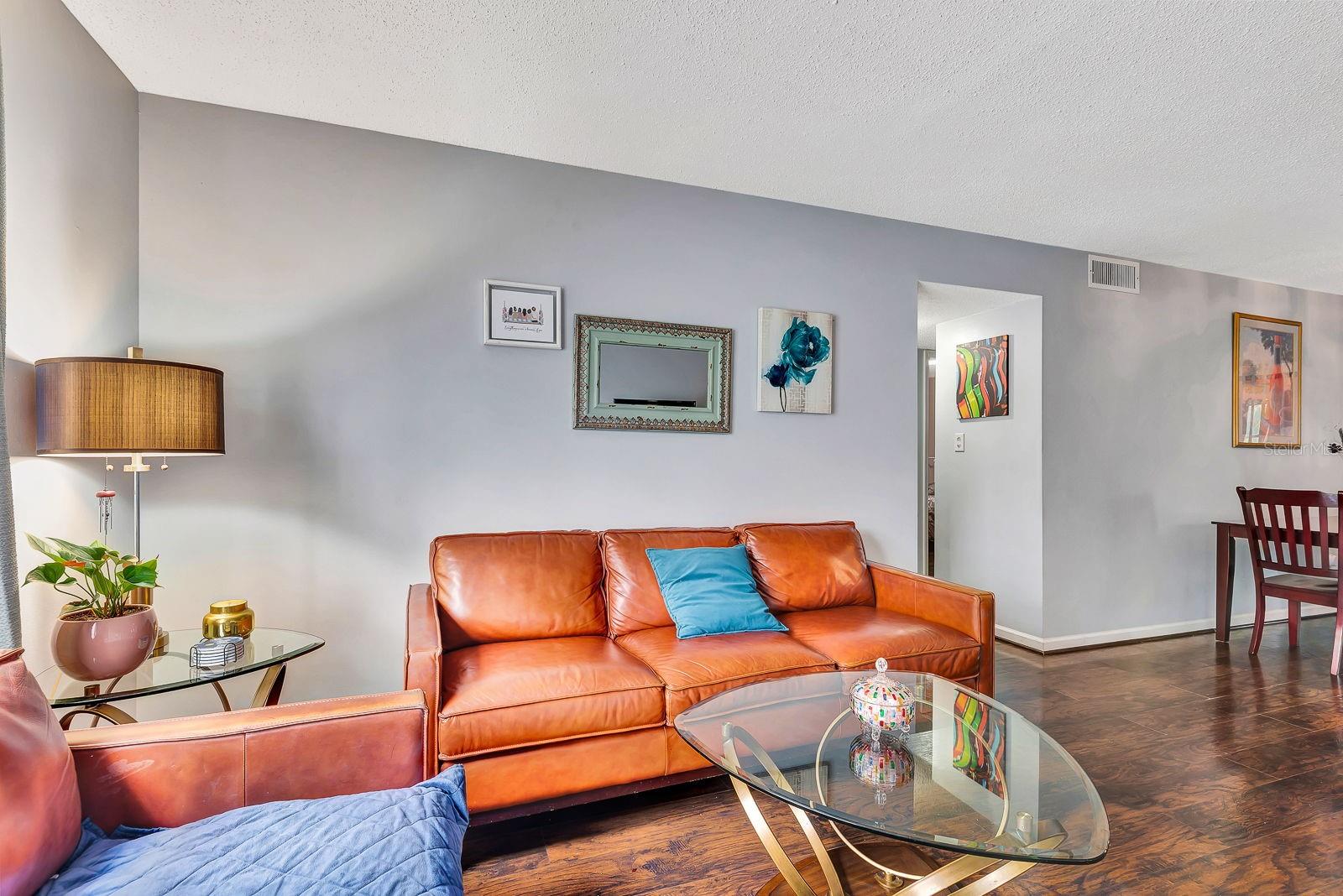 CENTRAL CORTEZ PLAZA - Residential