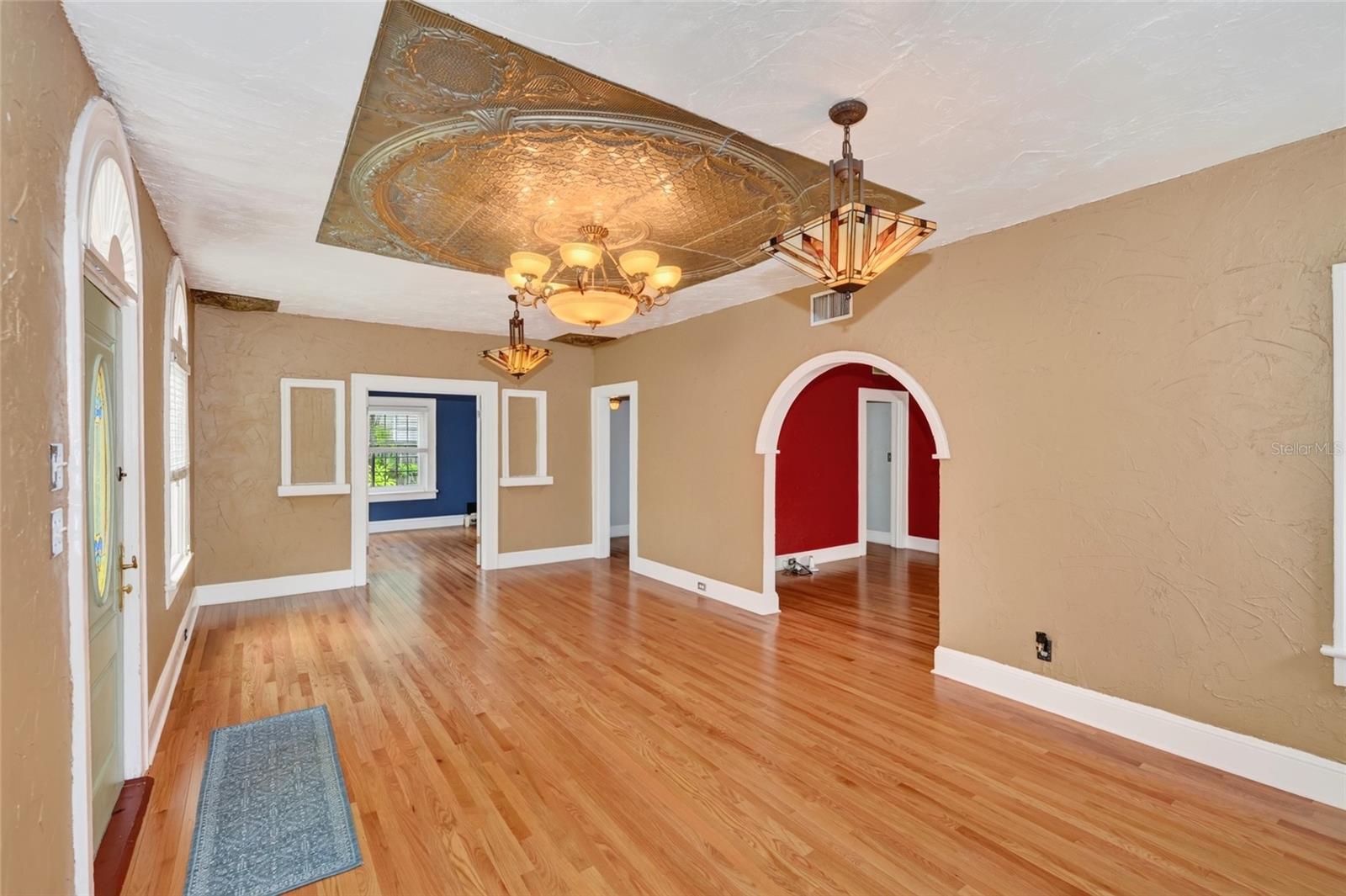 714 29TH STREET W