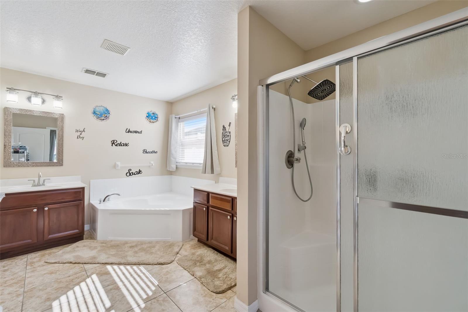 ROBINSON HILLS 49 92 - Residential