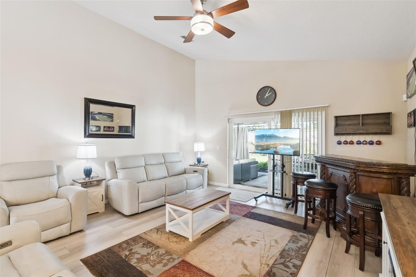 ROBINSON HILLS 49 92 - Residential