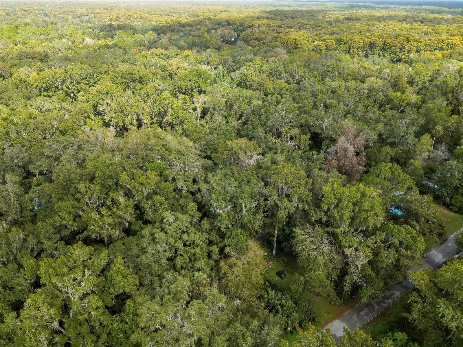 LAZY OAKS UNREC SUB - Land