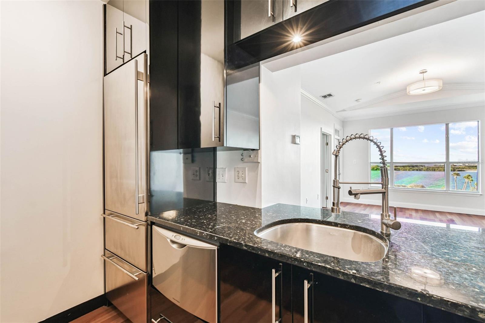 CULBREATH KEY BAYSIDE CONDOMIN - Residential