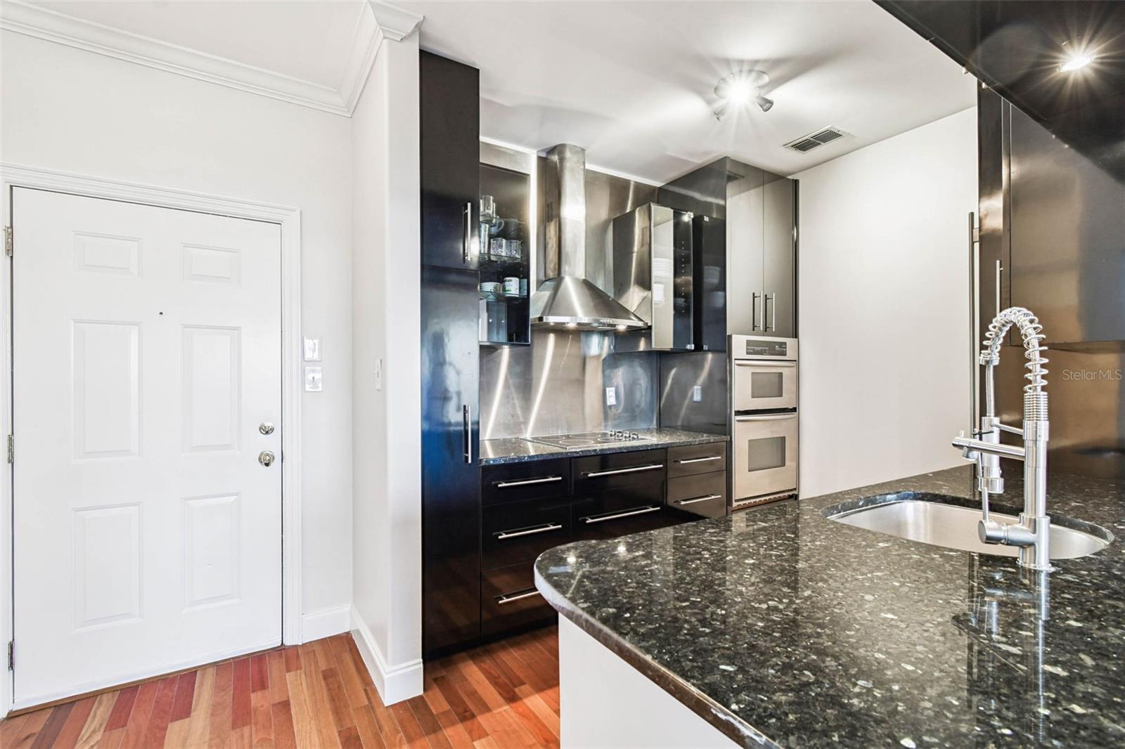 CULBREATH KEY BAYSIDE CONDOMIN - Residential