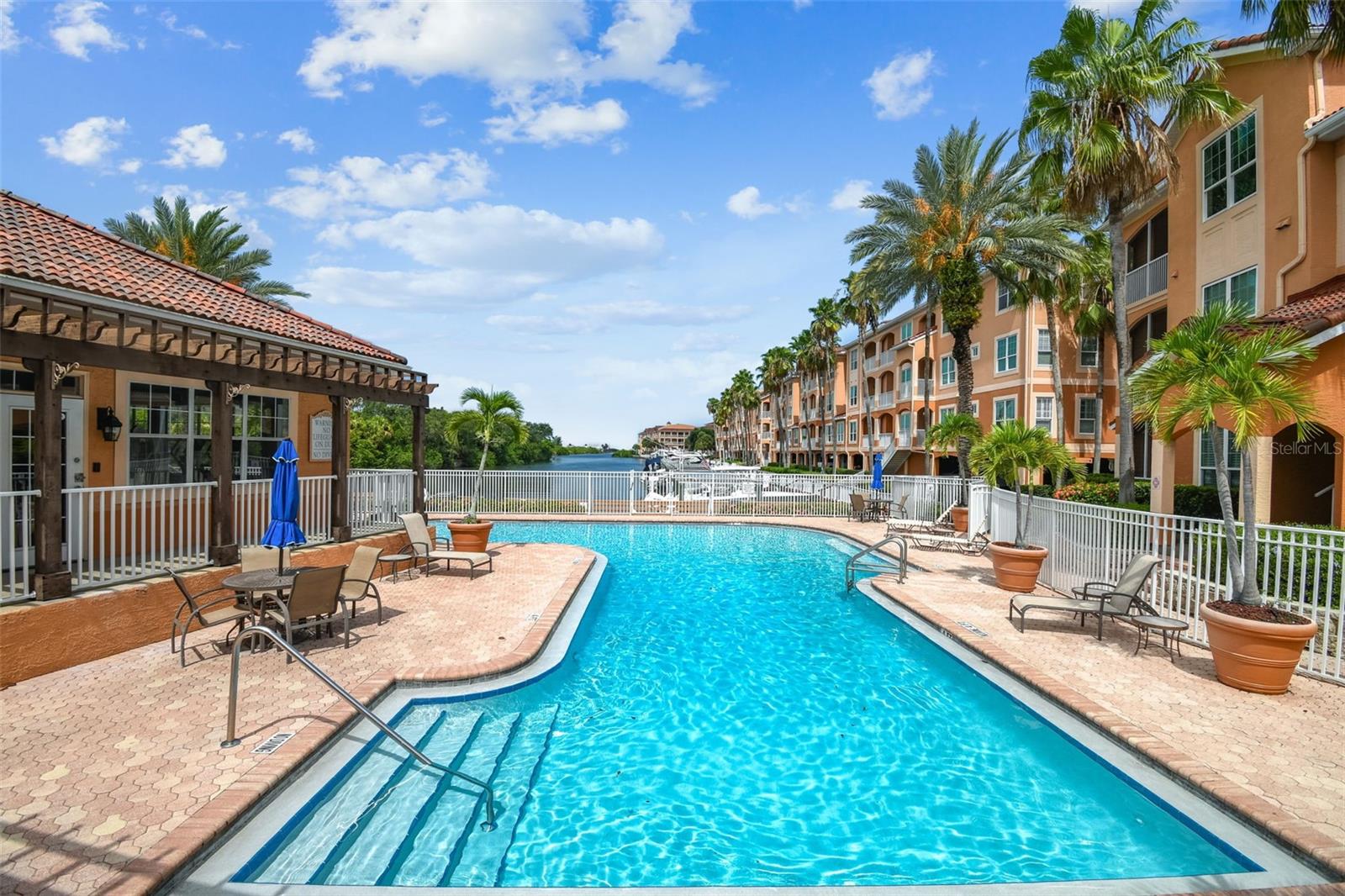 CULBREATH KEY BAYSIDE CONDOMIN - Residential