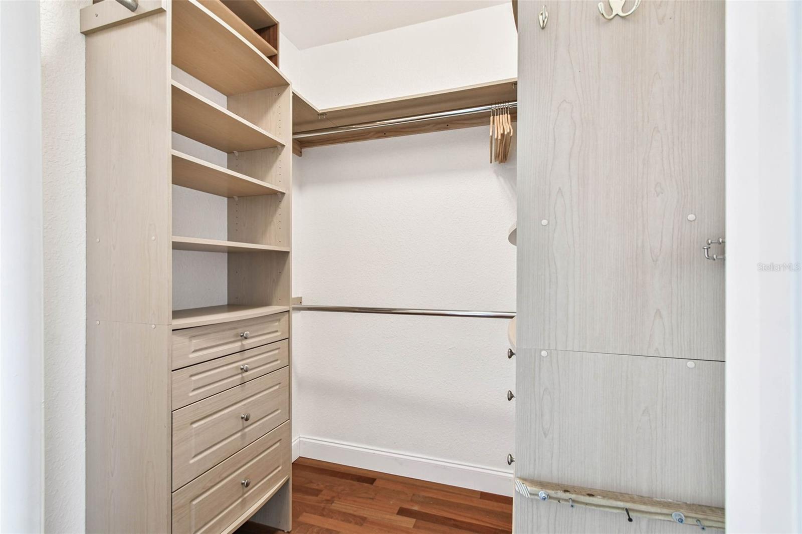 CULBREATH KEY BAYSIDE CONDOMIN - Residential