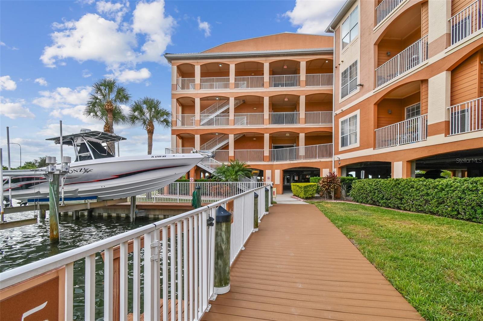 CULBREATH KEY BAYSIDE CONDOMIN - Residential