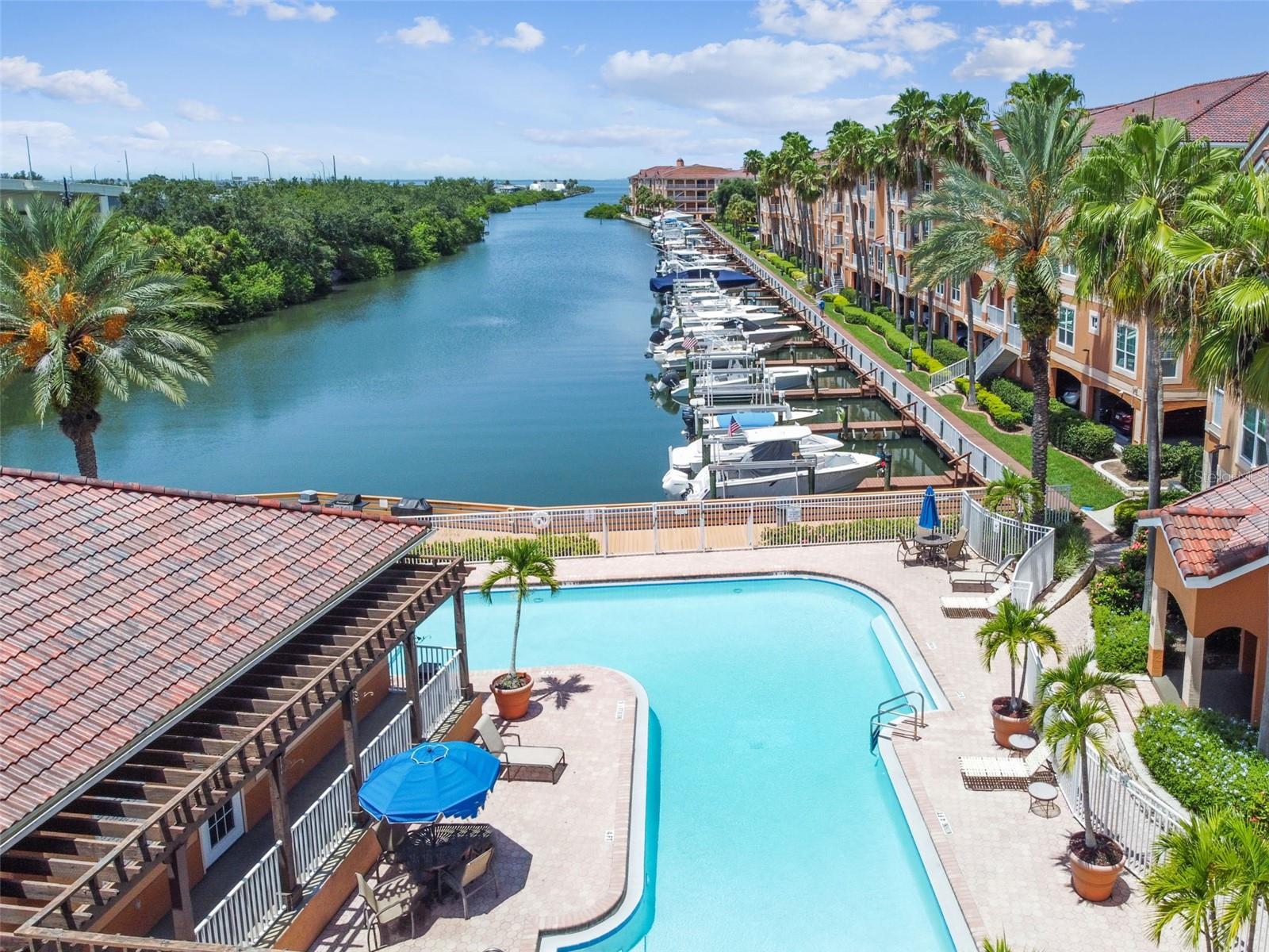 CULBREATH KEY BAYSIDE CONDOMIN - Residential