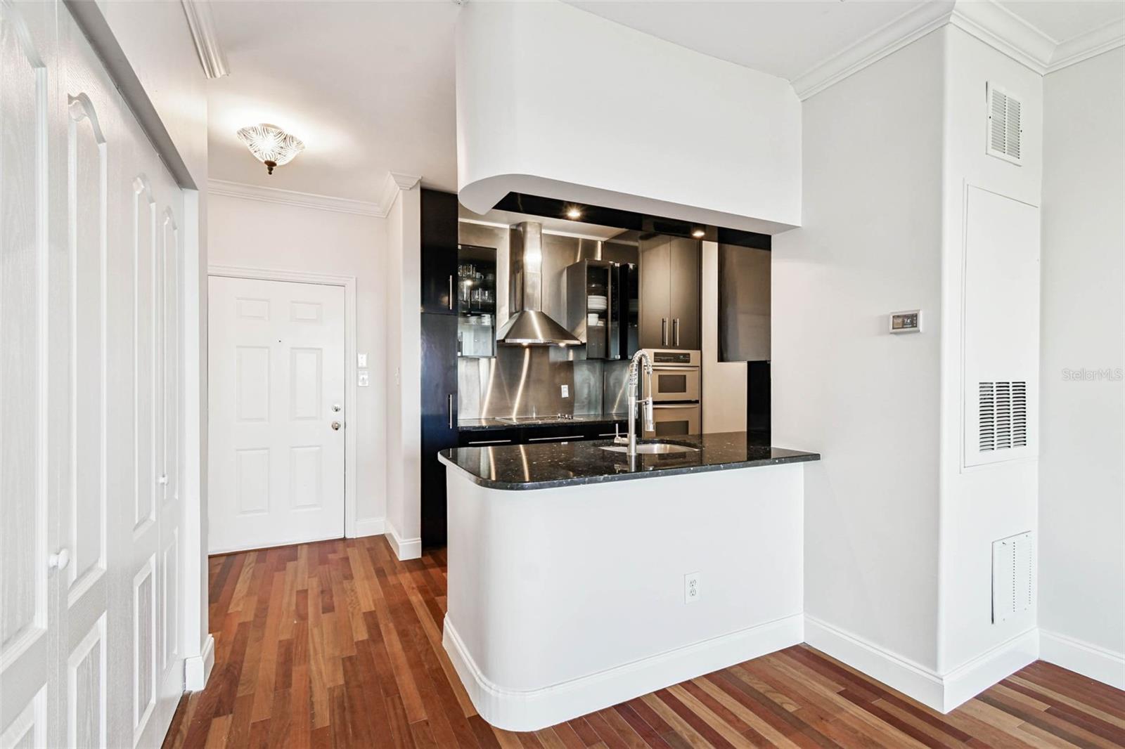 CULBREATH KEY BAYSIDE CONDOMIN - Residential