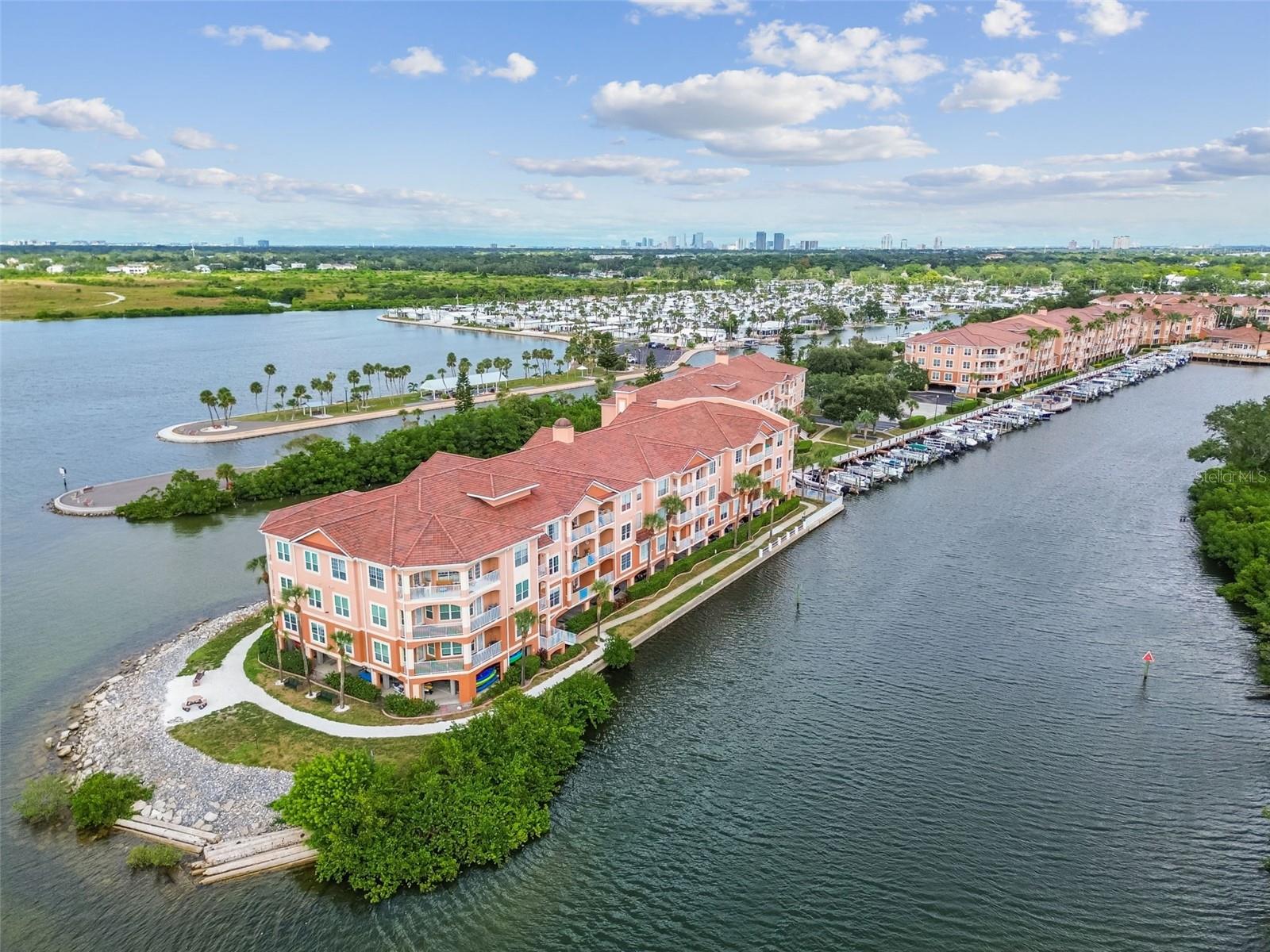 CULBREATH KEY BAYSIDE CONDOMIN - Residential