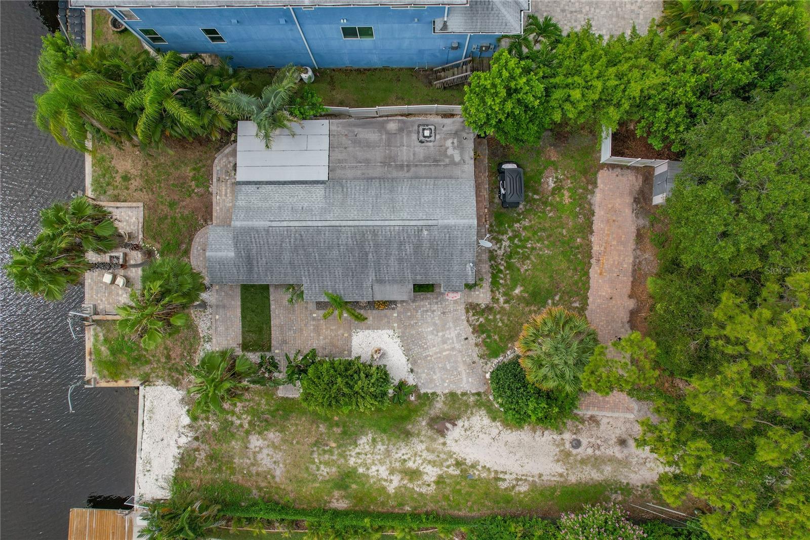 9 GRACE STREET