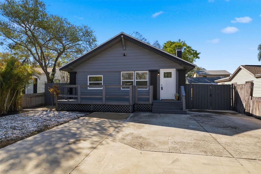 Photo of 3924 45th Avenue N, St Petersburg, FL 33714 (MLS # TB8464645)