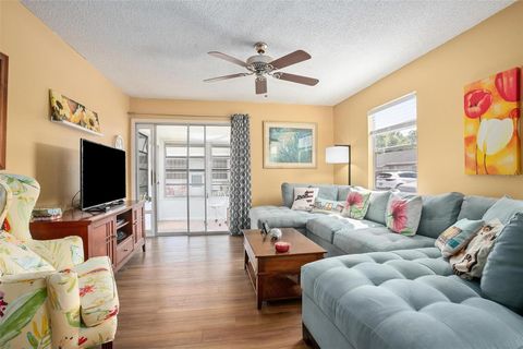 Condominium in DELAND FL 40 FAIRWAY COURT 5.jpg