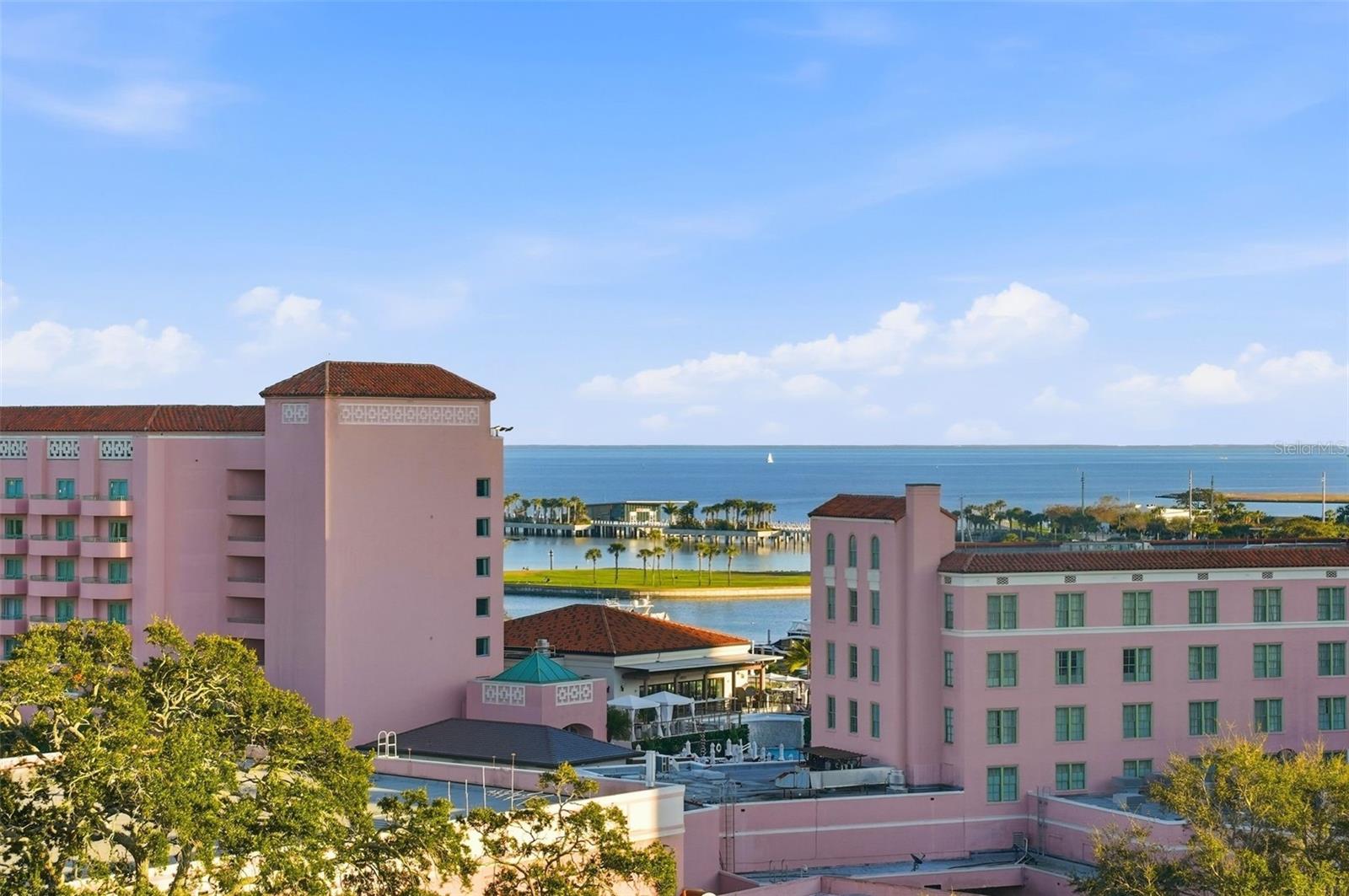 700 BEACH DRIVE NE 302