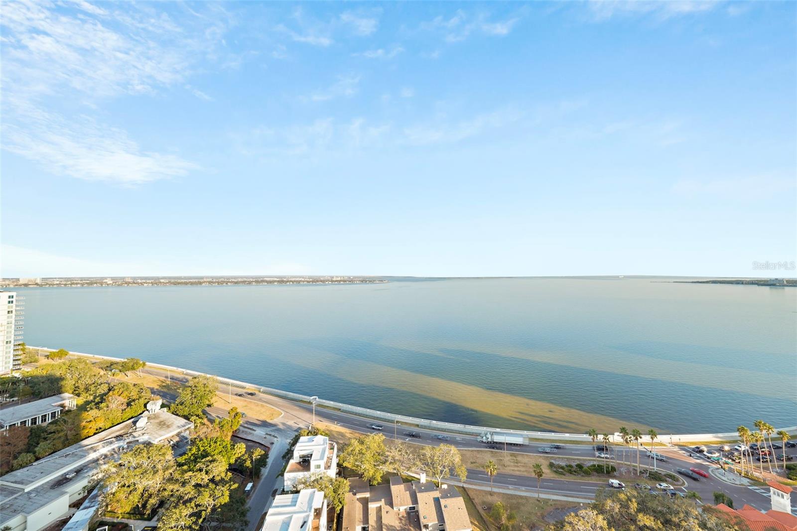 ALTURA BAYSHORE - Residential