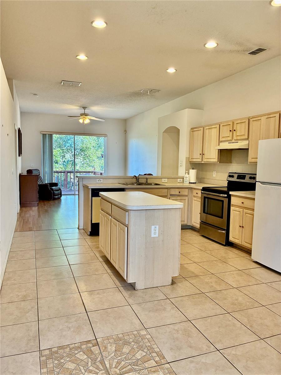 LONG LAKE HILLS - Residential