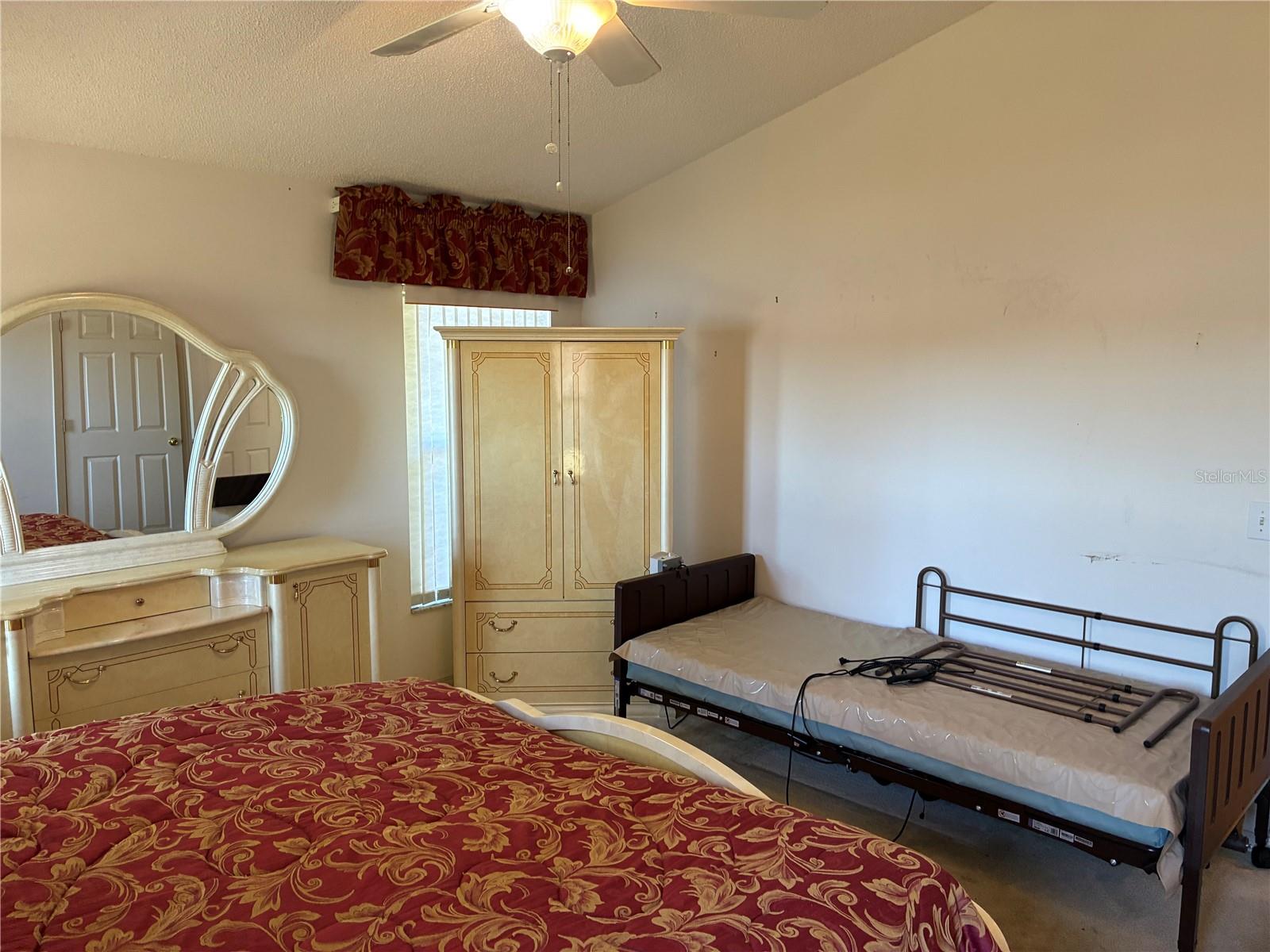 LONG LAKE HILLS - Residential