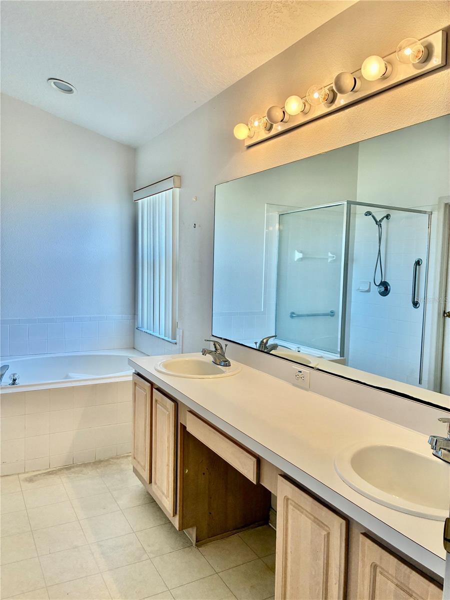 LONG LAKE HILLS - Residential