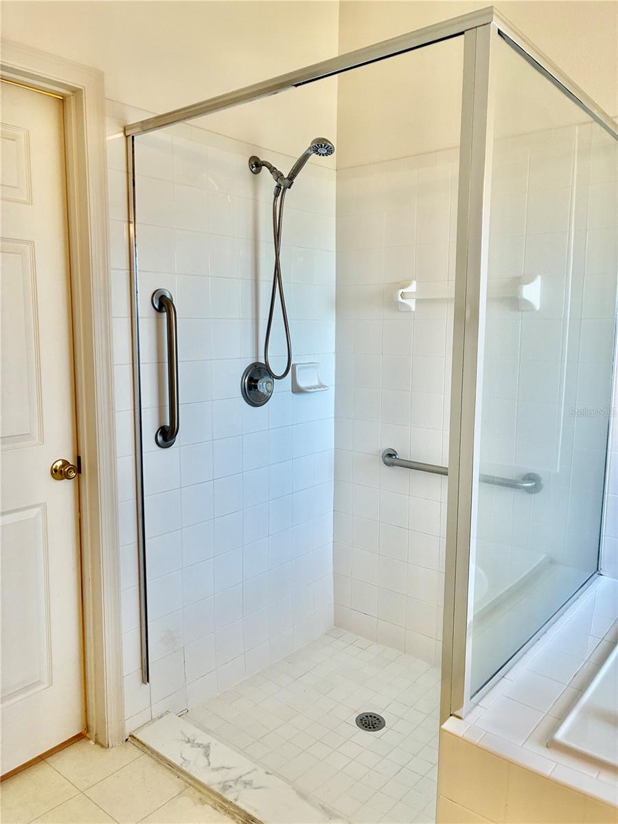 LONG LAKE HILLS - Residential