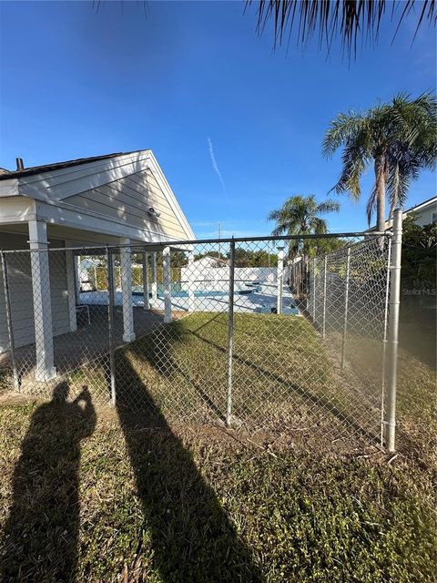 A home in LARGO