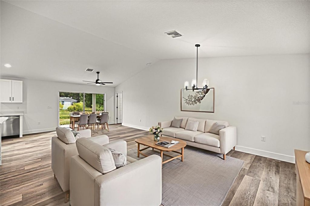 Photo of 7 Walnut Place, Ocala, FL 34480 (MLS # OM702082)