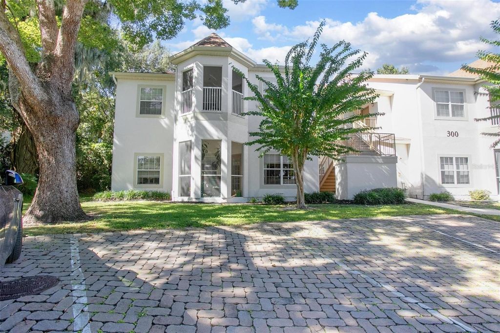 Photo of 970 N Spring Garden Avenue #311, Deland, FL 32720 (MLS # V4944384)