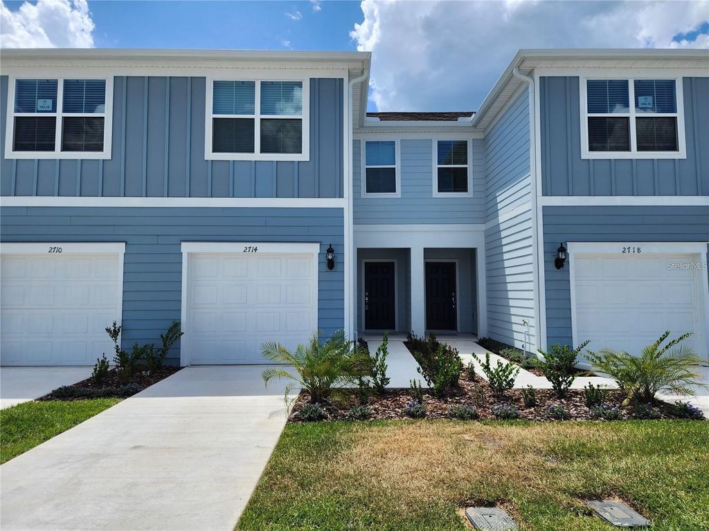 Photo of 2714 Fetching Trail, Davenport, FL 33896 (MLS # O6398875)