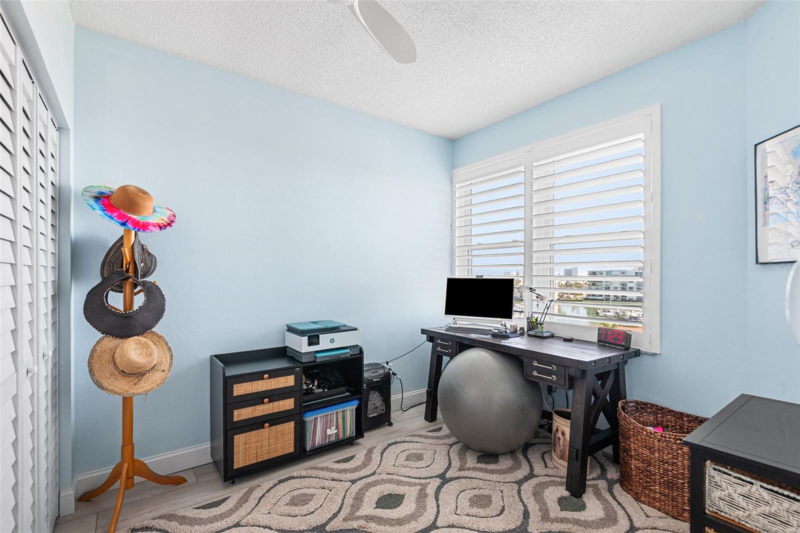 HARBOURSIDE CONDO - Residential