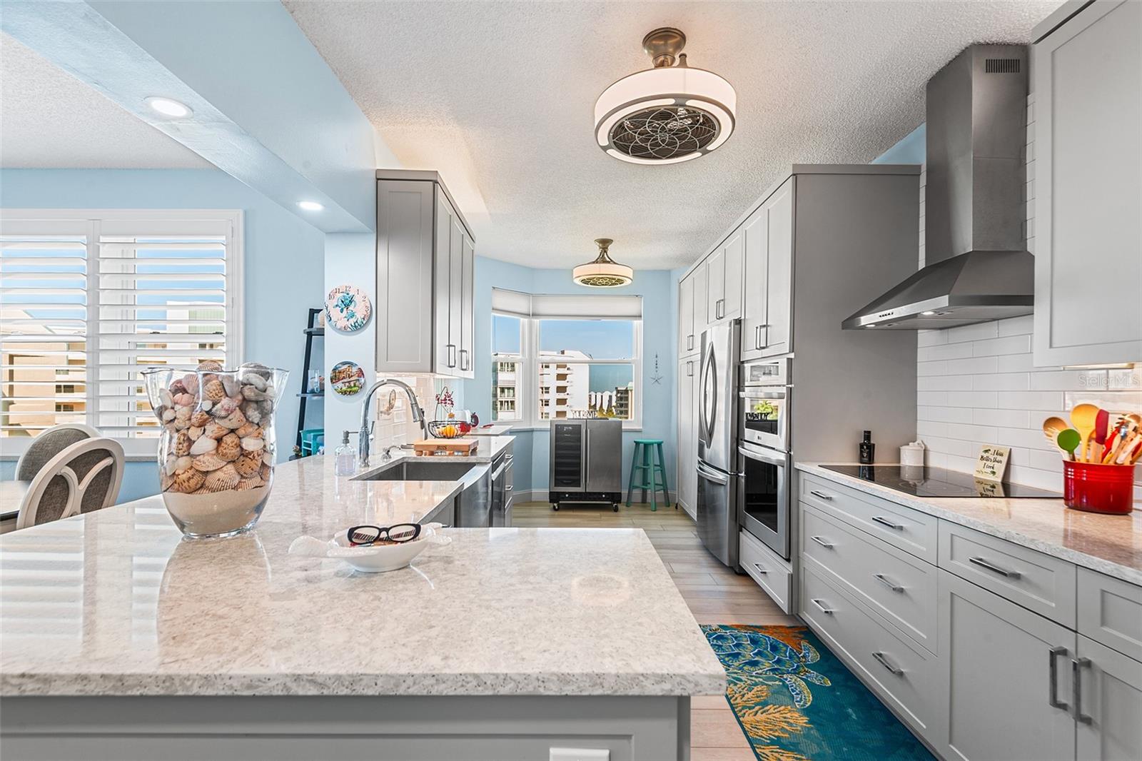 HARBOURSIDE CONDO - Residential