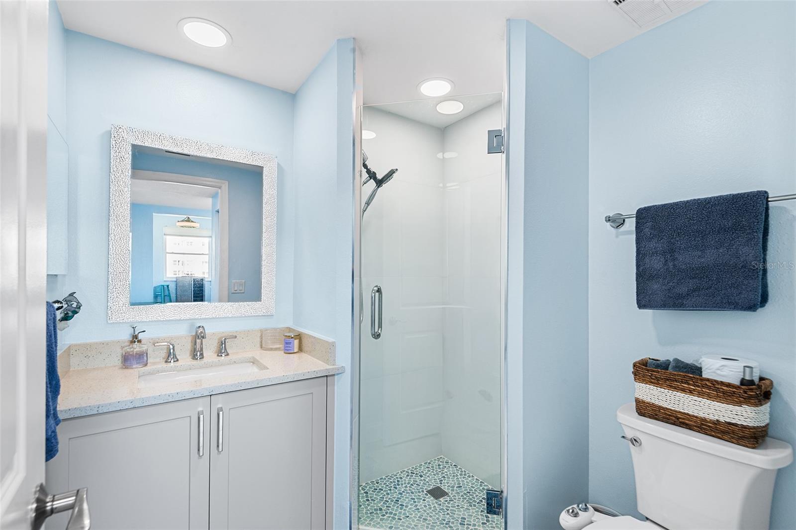 HARBOURSIDE CONDO - Residential