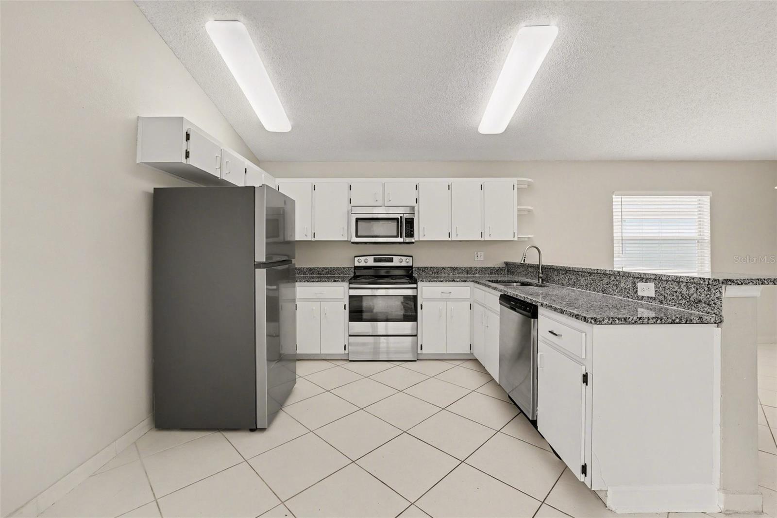 PLANTERS WALK - Residential