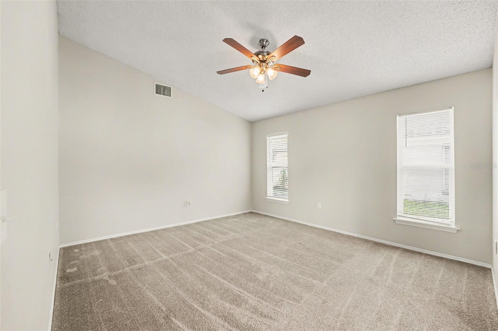 PLANTERS WALK - Residential