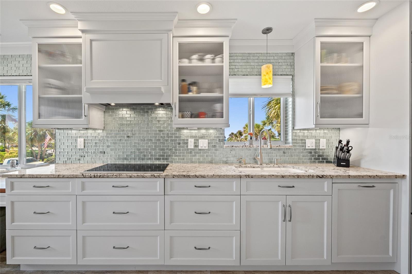 GOLDEN BEACH CONDO RESIDENCE - Residential