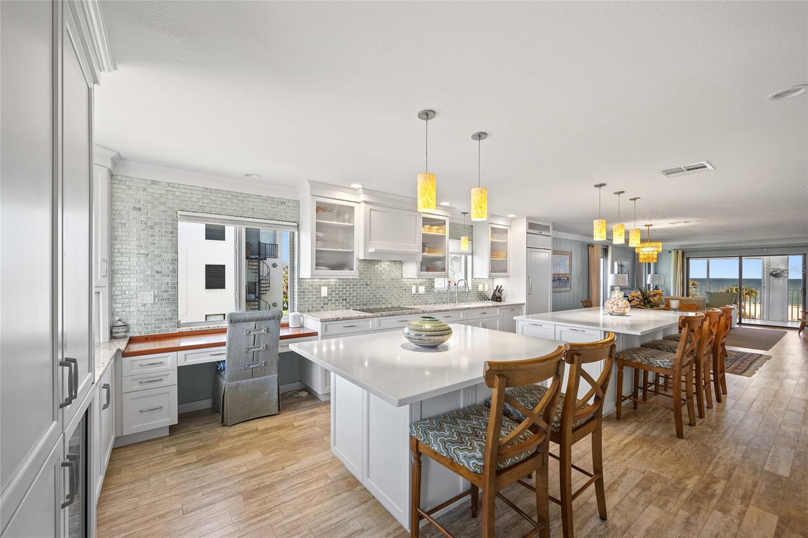 876 GOLDEN BEACH BOULEVARD 876