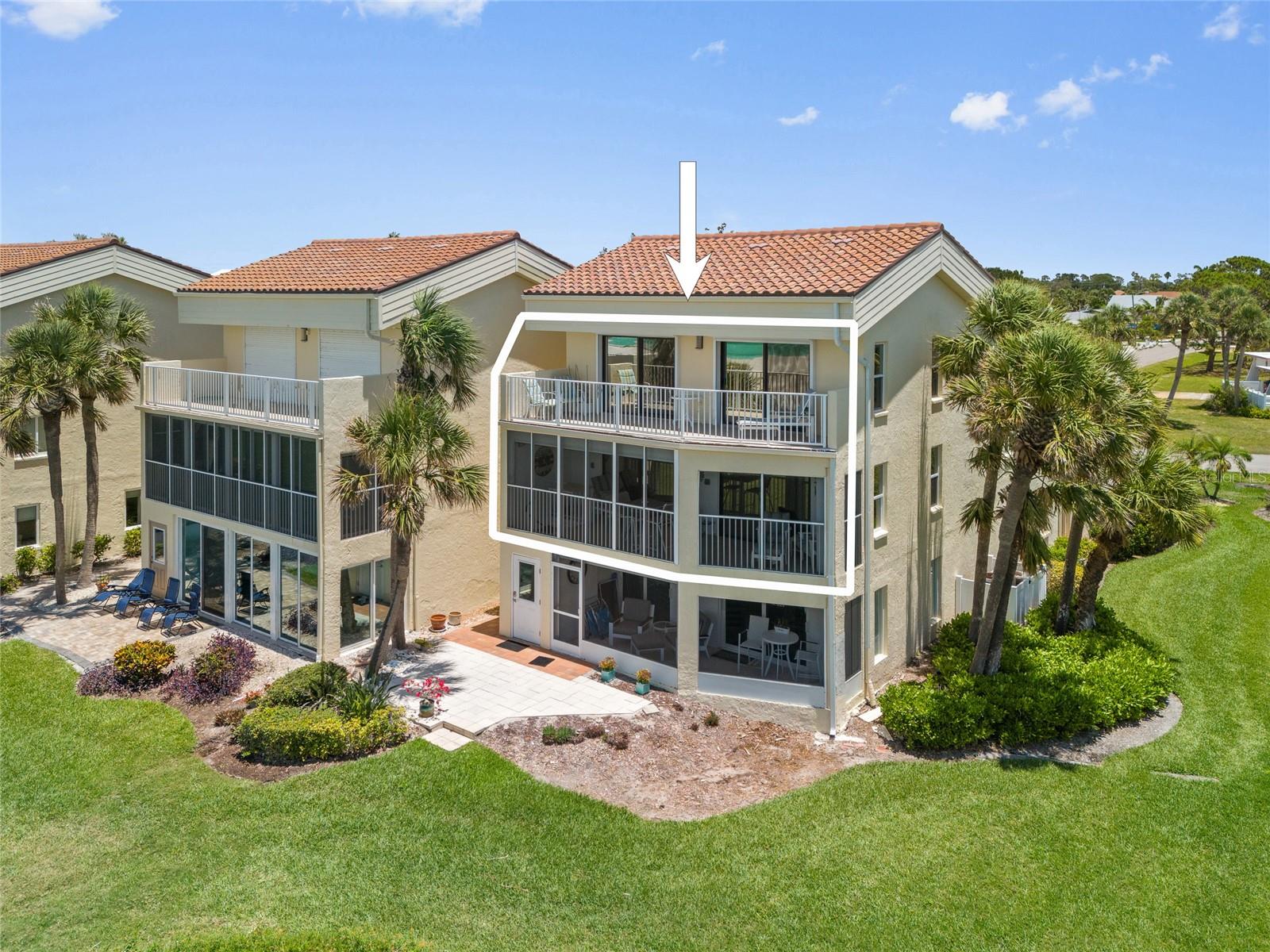 876 GOLDEN BEACH BOULEVARD 876