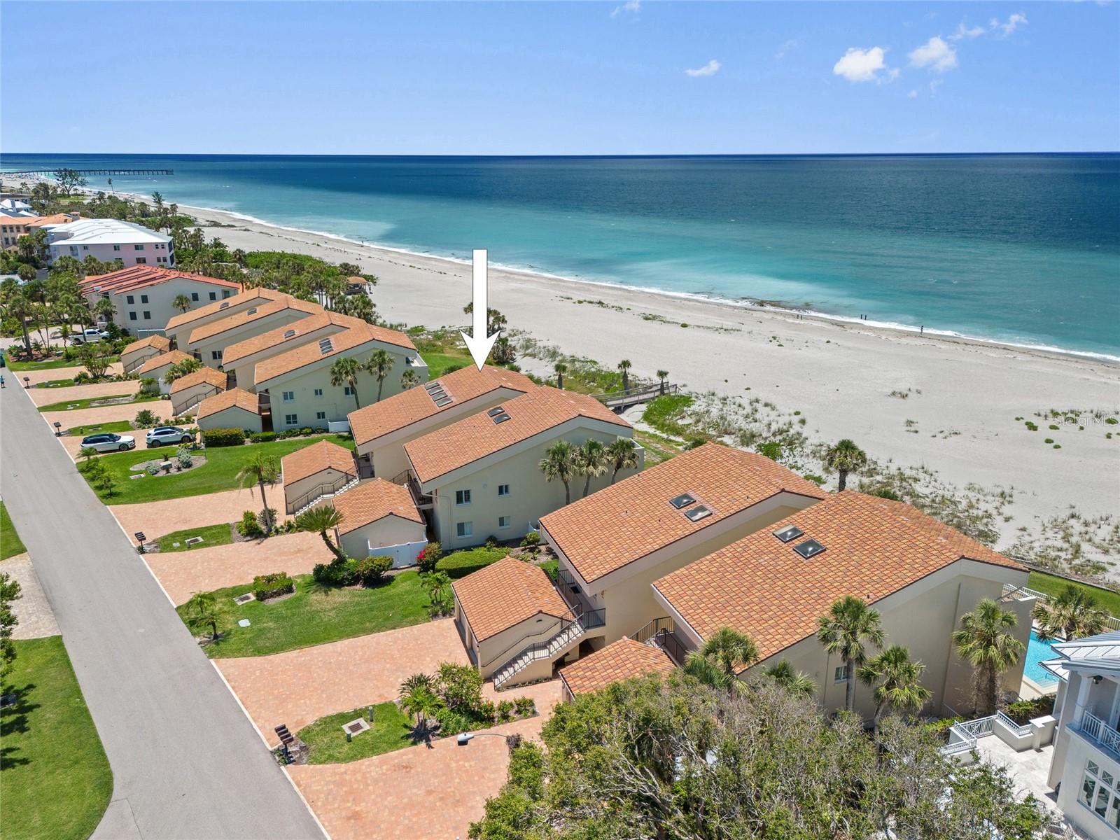 GOLDEN BEACH CONDO RESIDENCE - Residential