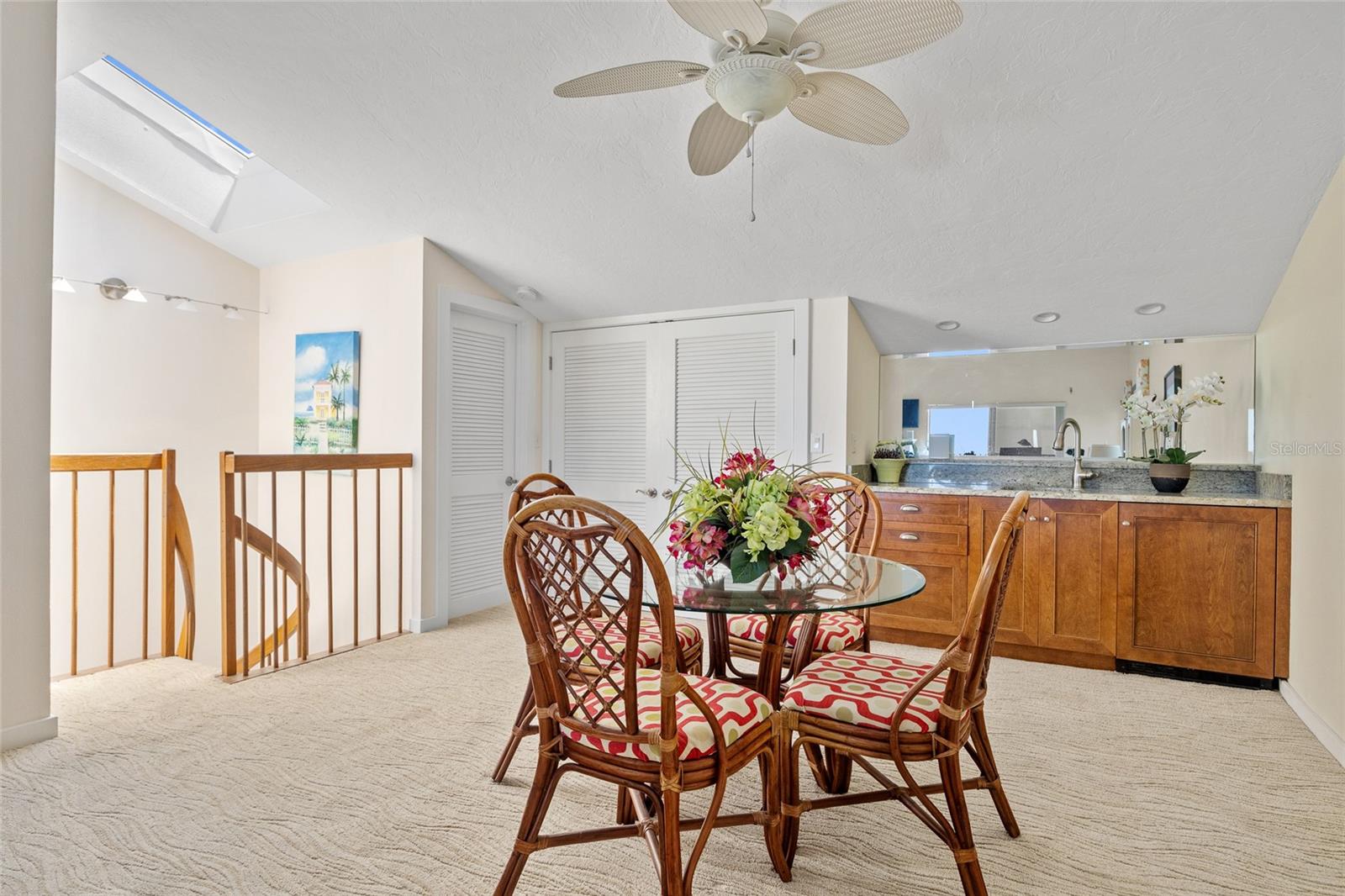 GOLDEN BEACH CONDO RESIDENCE - Residential